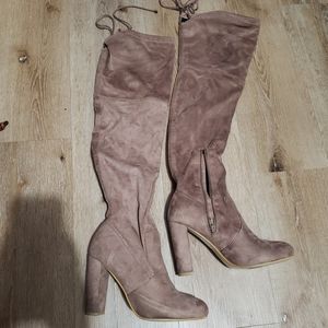 No Doubt thigh high boots in mocha stretch suede texture lightly used size 7